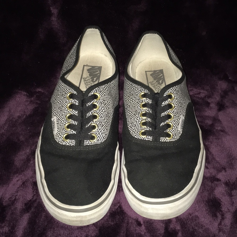 Customized Vans - Picture 2 of 3